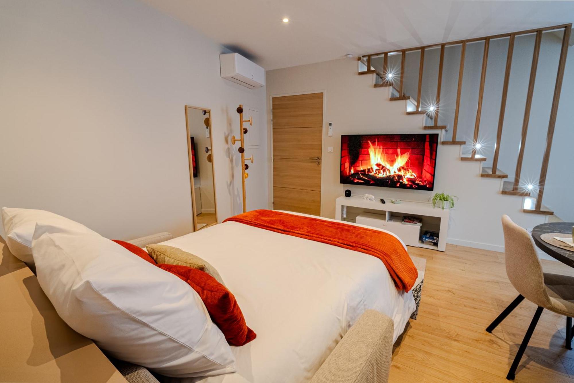 Au Duplex D'Or Centre Historique Apartment Безансон Екстериор снимка