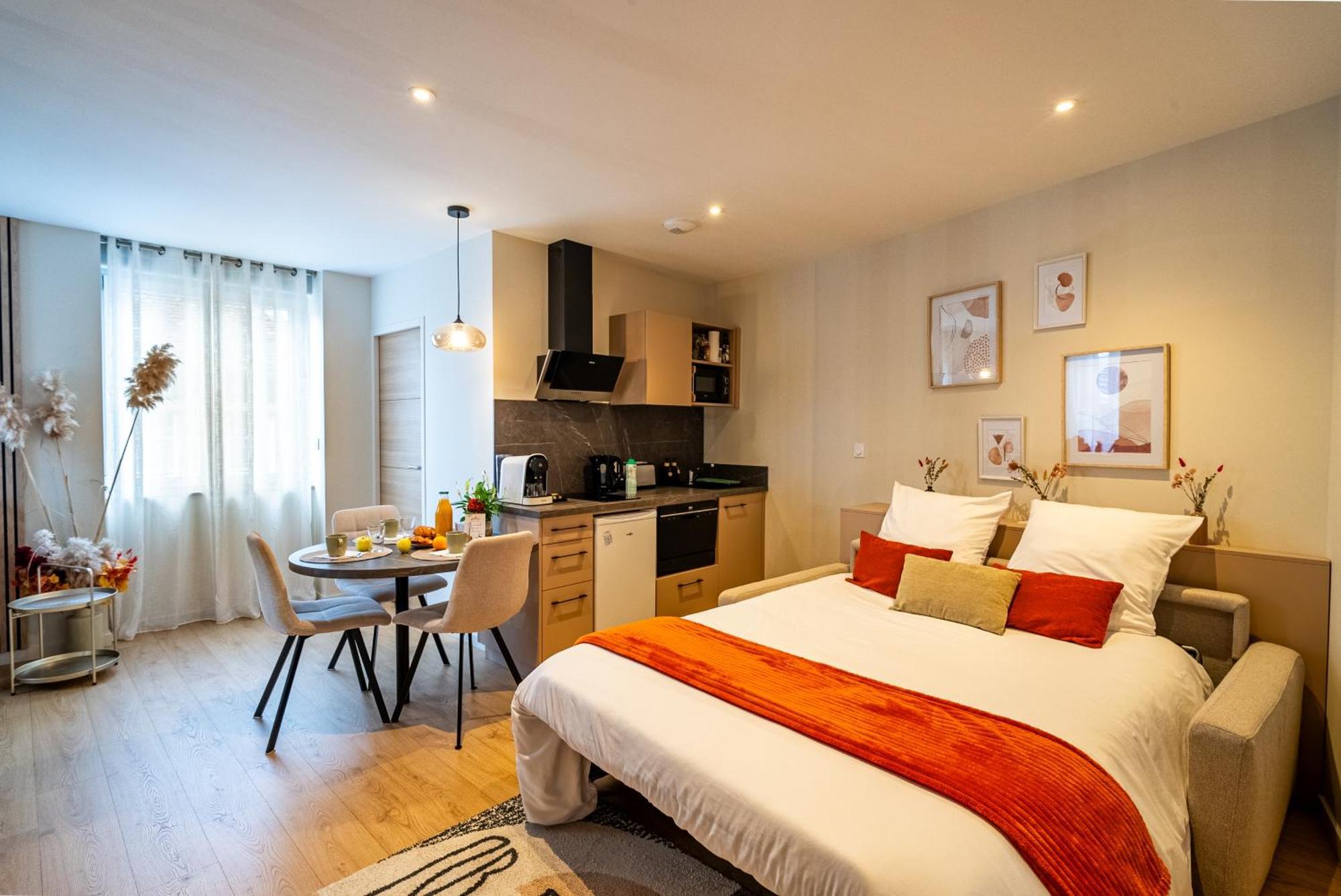 Au Duplex D'Or Centre Historique Apartment Безансон Екстериор снимка