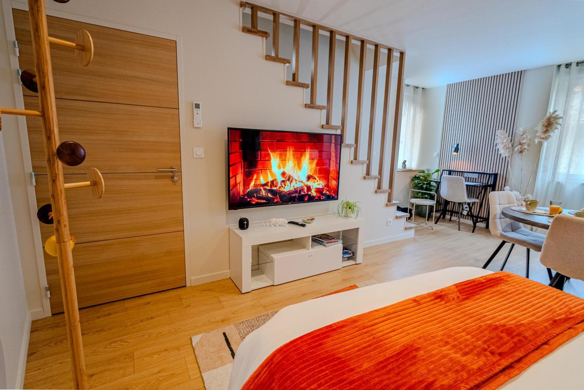 Au Duplex D'Or Centre Historique Apartment Безансон Екстериор снимка