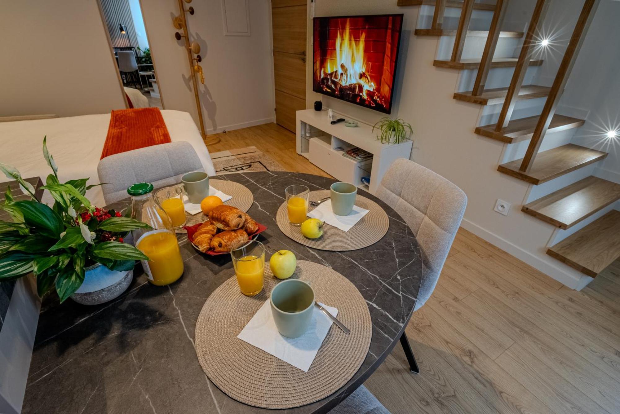 Au Duplex D'Or Centre Historique Apartment Безансон Екстериор снимка